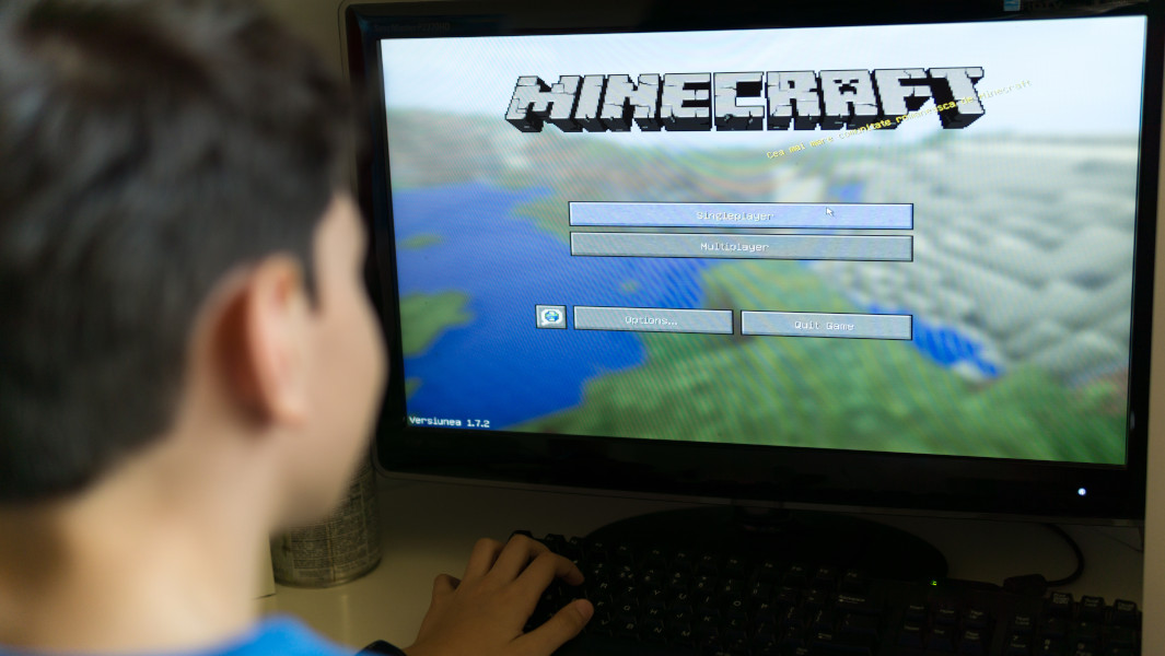 Your Home Made Of Blocks Thousands Of Gamers Unite To Build The Earth your-home-made-of-blocks-thousands-of-gamers-unite-to-build-the-earth