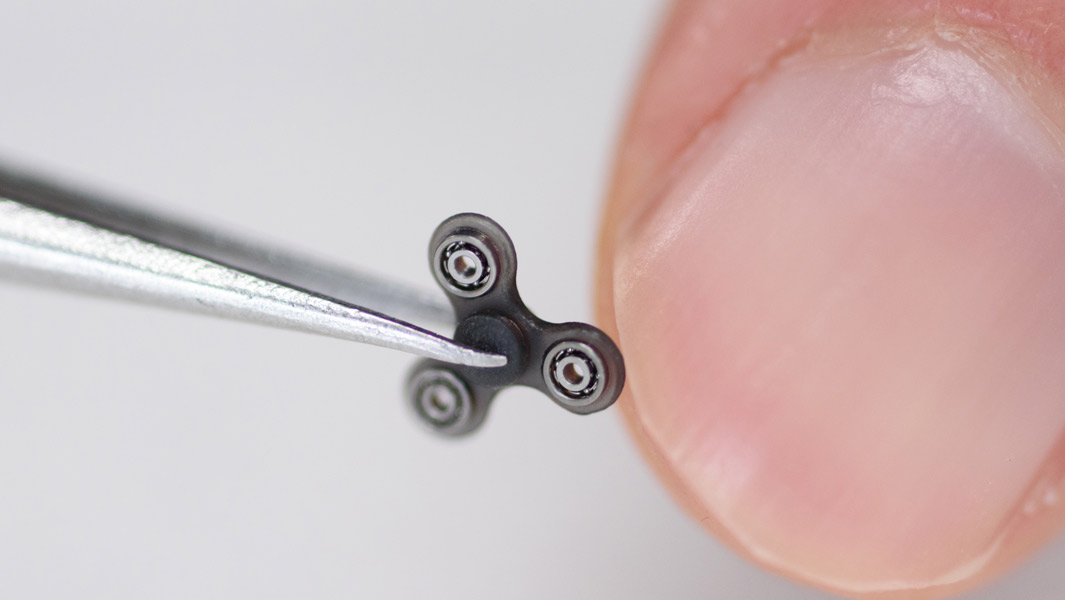Smallest fidget spinner header